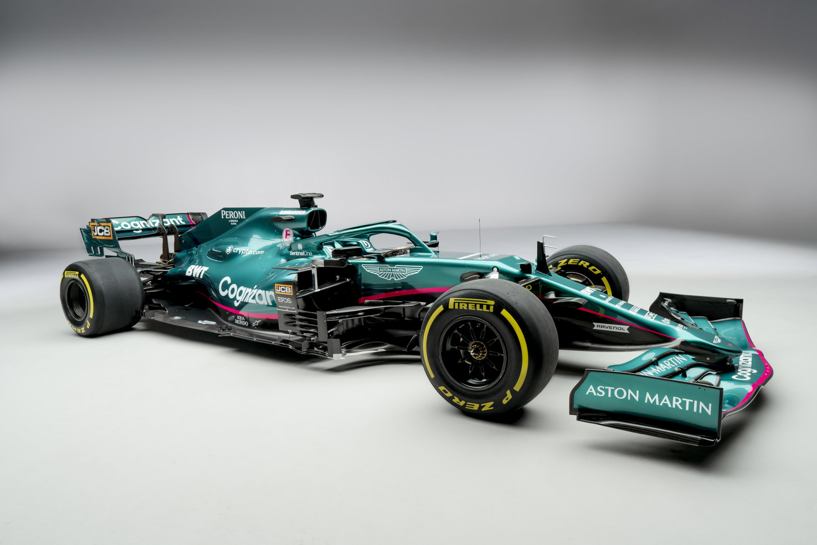 Aston Martin Sesuaikan AMR21 Dengan Gaya Balap Vettel